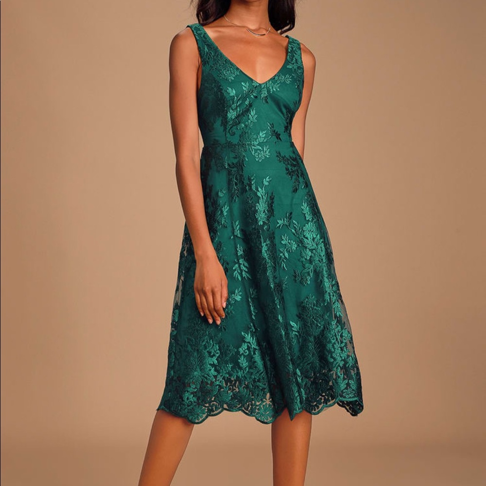 Belynn Forest Green Embroidered Sleeveless Midi Dress (Lulus)